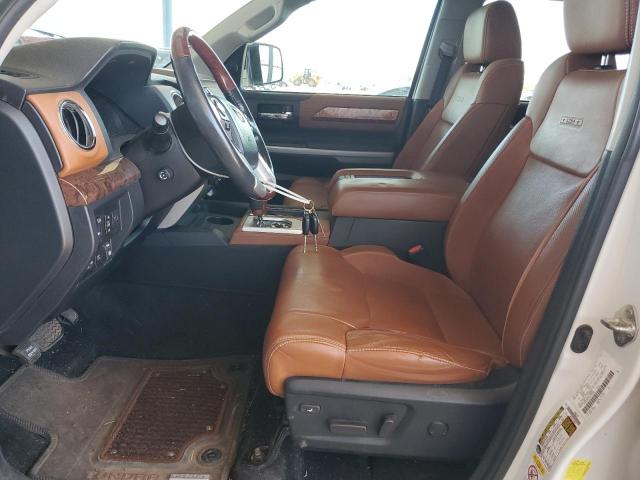  TOYOTA TUNDRA 2018 Biały