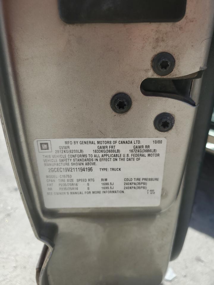 2001 Chevrolet Silverado C1500 VIN: 2GCEC19V211194196 Lot: 68442365