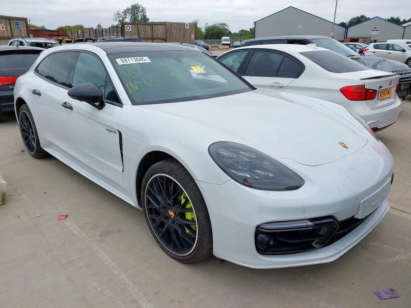 2019 PORSCHE PANAMERA 4