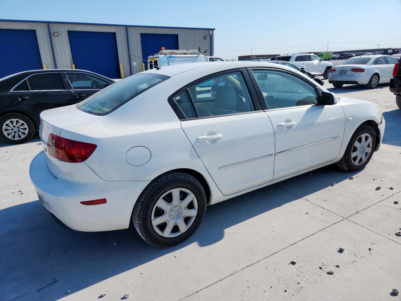 2006 Mazda 3 I white null gasoline JM1BK12F261400980 photo #4