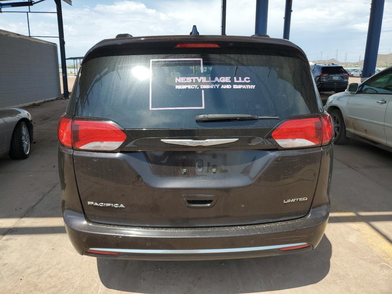 2017 Chrysler Pacifica Limited VIN: 2C4RC1GG9HR559801 Lot: 69685585