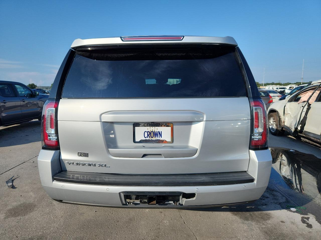 2019 GMC Yukon Xl C1500 Slt VIN: 1GKS1JKC2KR328090 Lot: 70092115