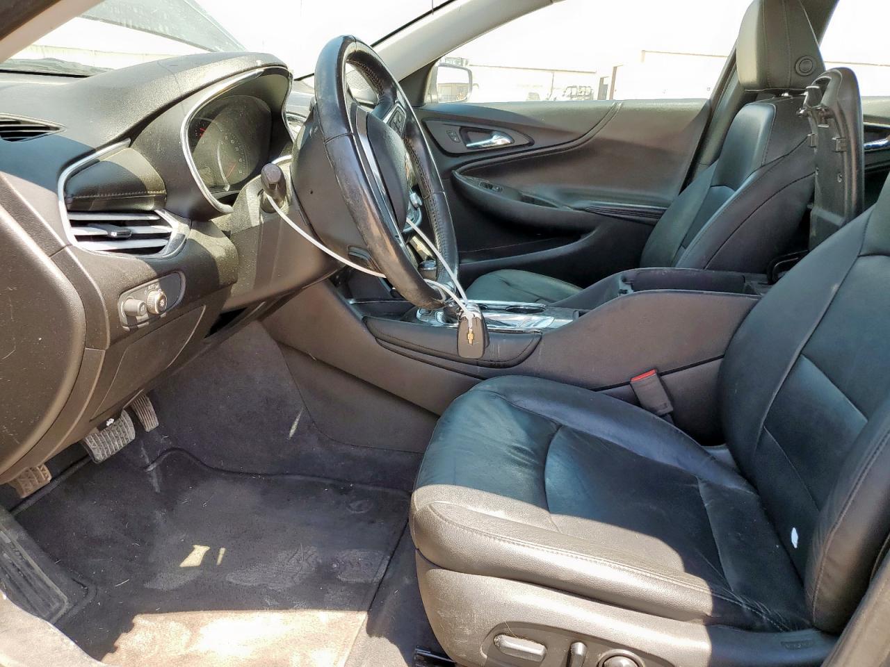 2018 Chevrolet Malibu Lt VIN: 1G1ZD5ST9JF205324 Lot: 67893335