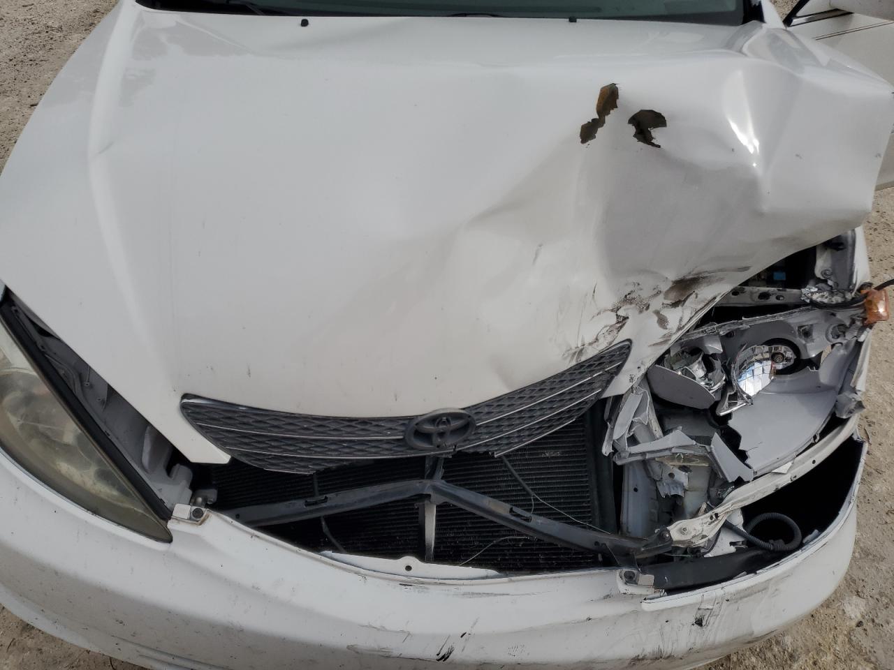 2004 Toyota Camry Le VIN: 4T1BE32K34U277942 Lot: 69927855