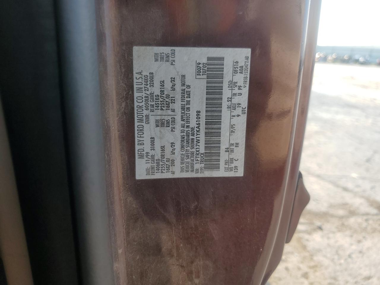 1FTRX17W1YKA61098 2000 Ford F150