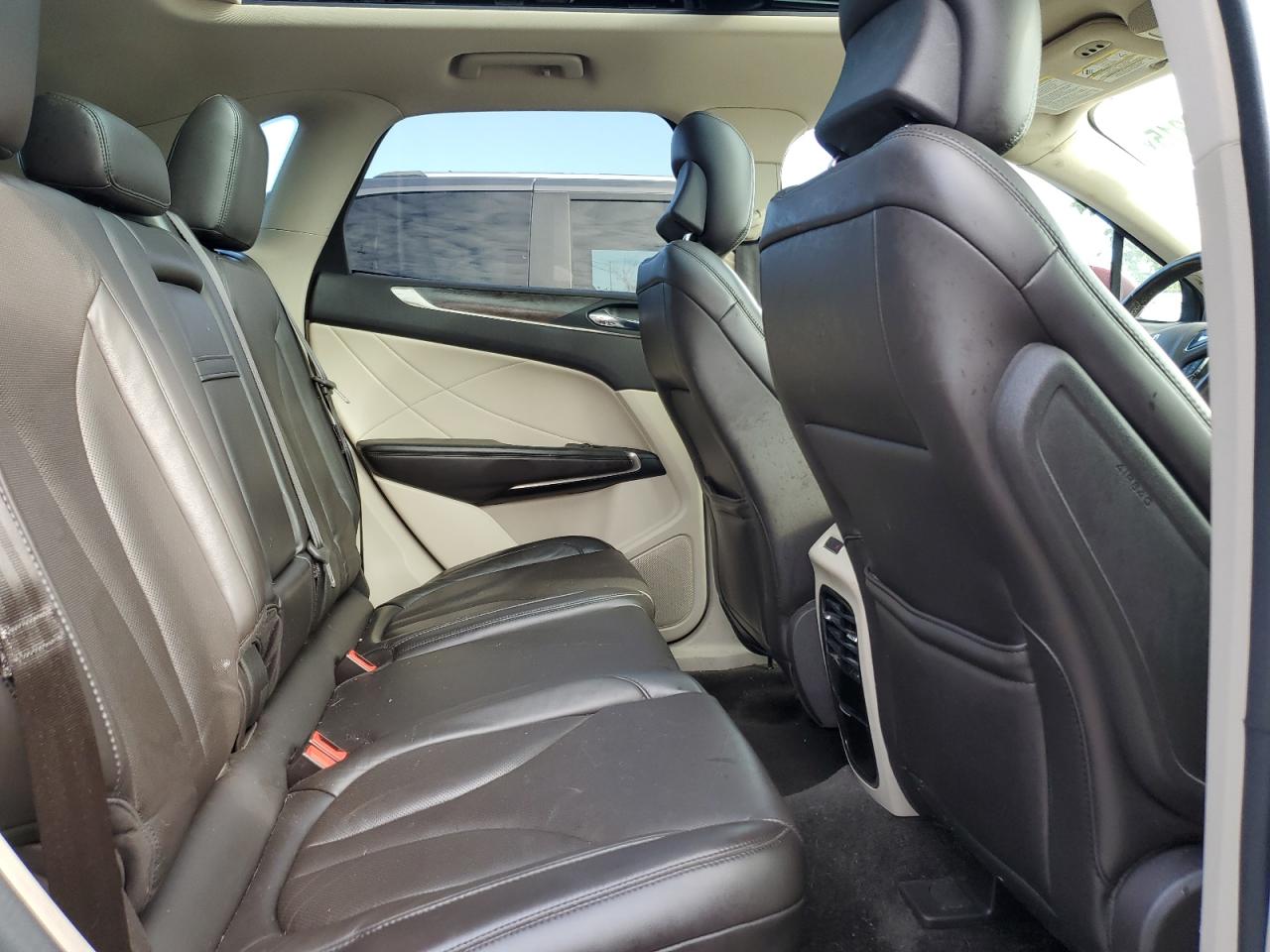 2017 Lincoln Mkc Reserve VIN: 5LMCJ3D97HUL32258 Lot: 70592315