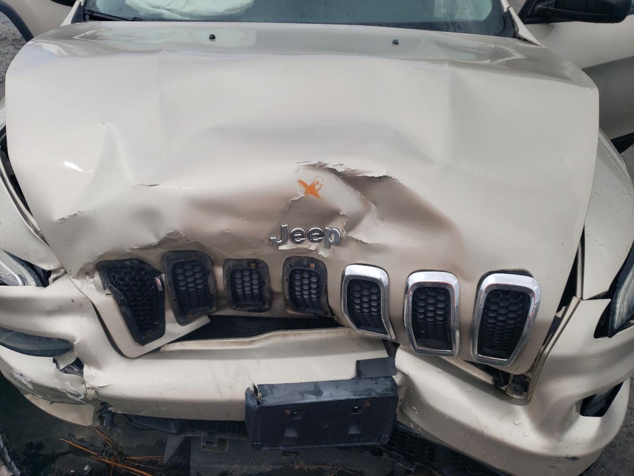 2014 Jeep Cherokee Sport VIN: 1C4PJMAB1EW272998 Lot: 68180945