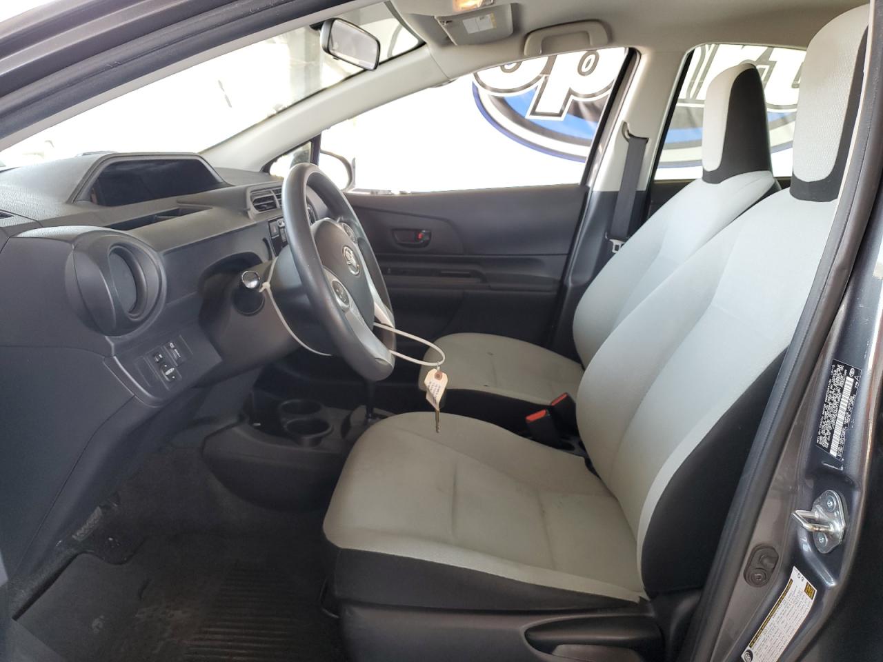 2016 Toyota Prius C VIN: JTDKDTB34G1118580 Lot: 70650105