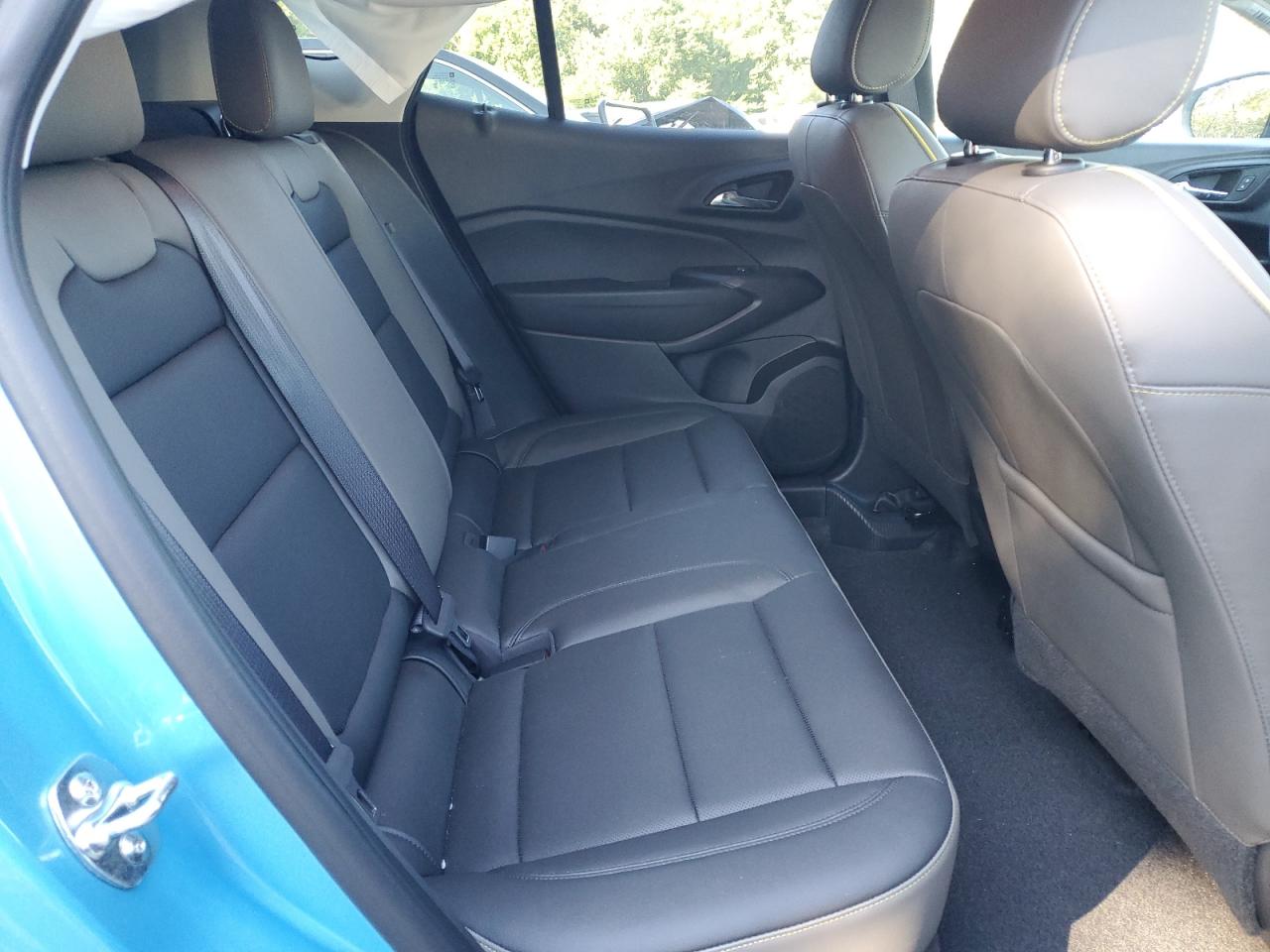 2025 Chevrolet Trax Activ VIN: KL77LKEP8SC267506 Lot: 70338125