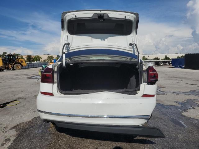  VOLKSWAGEN PASSAT 2019 White