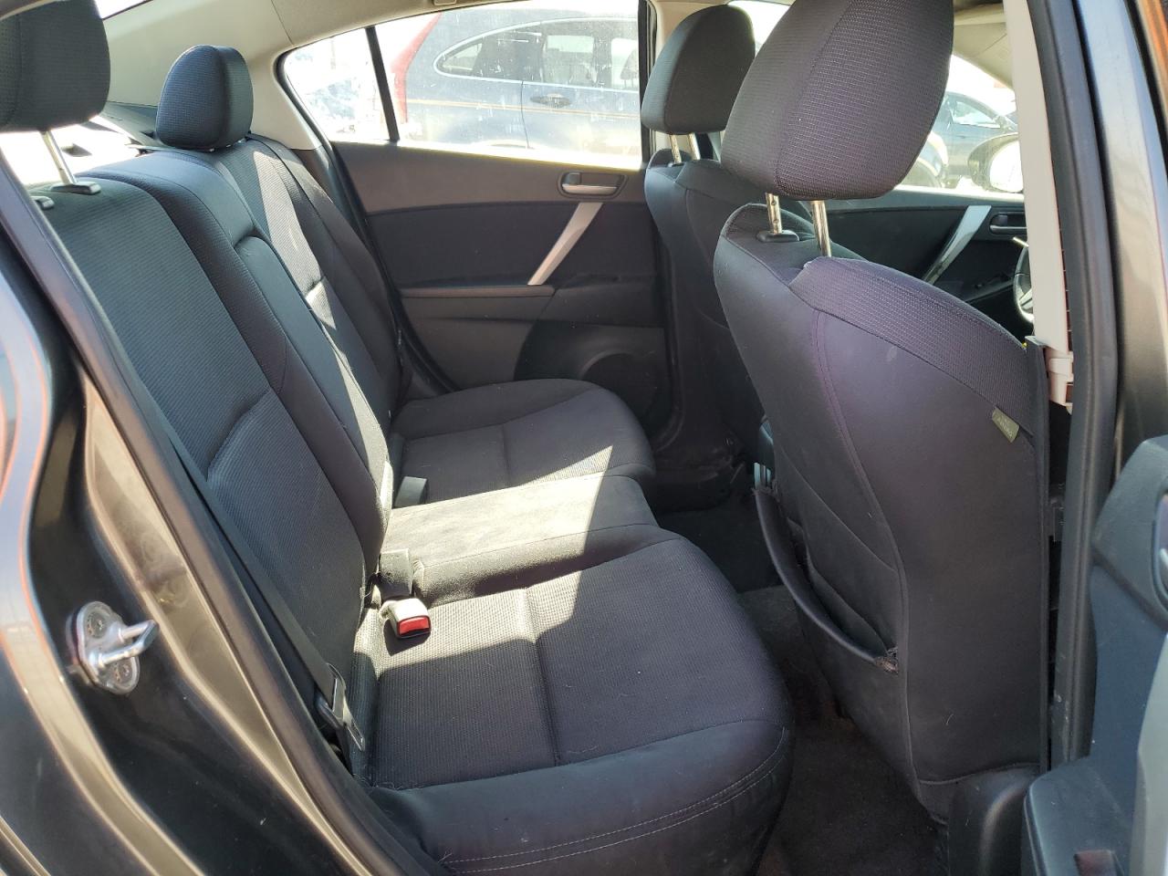 2010 Mazda 3 S VIN: JM1BL1S63A1219117 Lot: 69854575