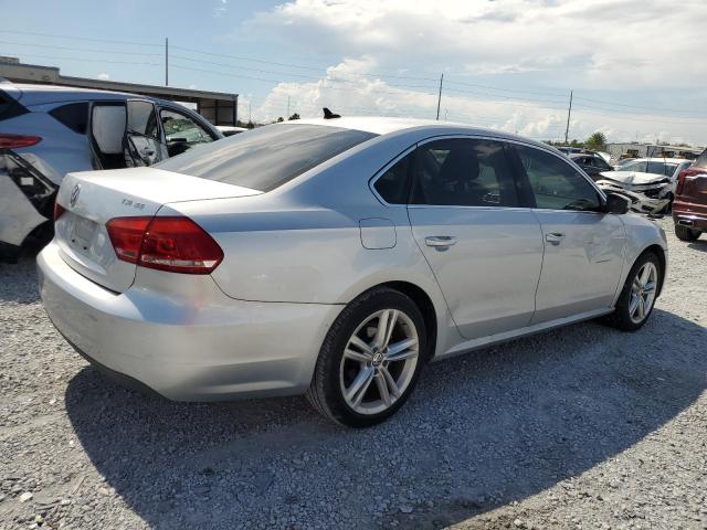  VOLKSWAGEN PASSAT 2014 Silver