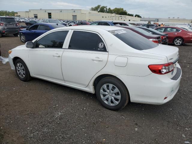 Sedans TOYOTA COROLLA 2013 White