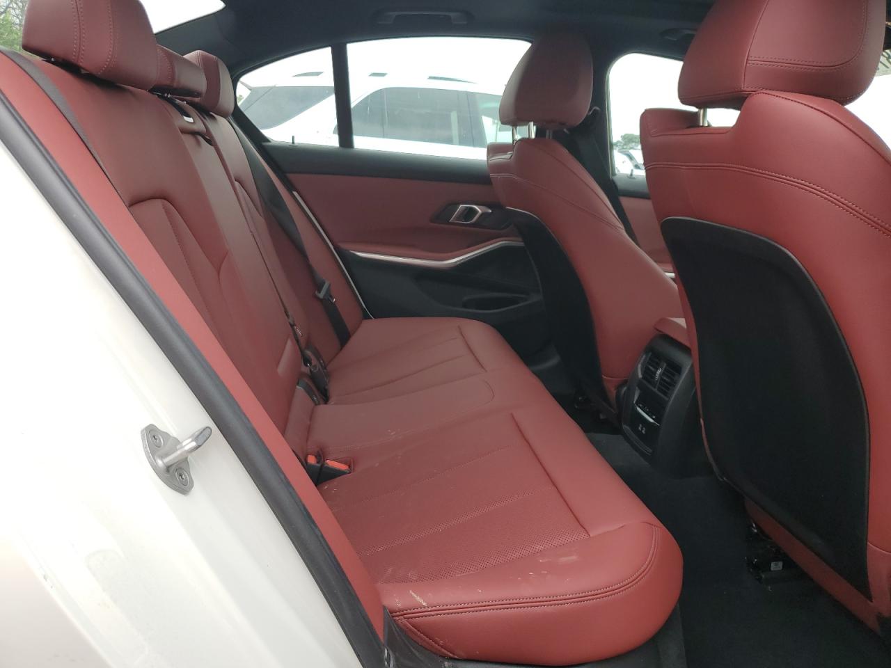 2025 BMW 330Xi VIN: 3MW89CW01S8F00935 Lot: 68763105