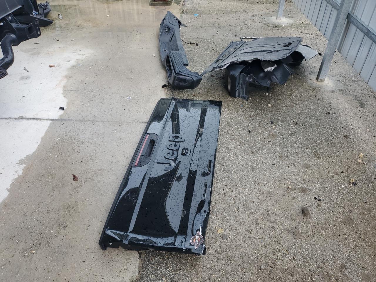 2023 Jeep Gladiator Sport VIN: 1C6HJTAG6PL567990 Lot: 70280295