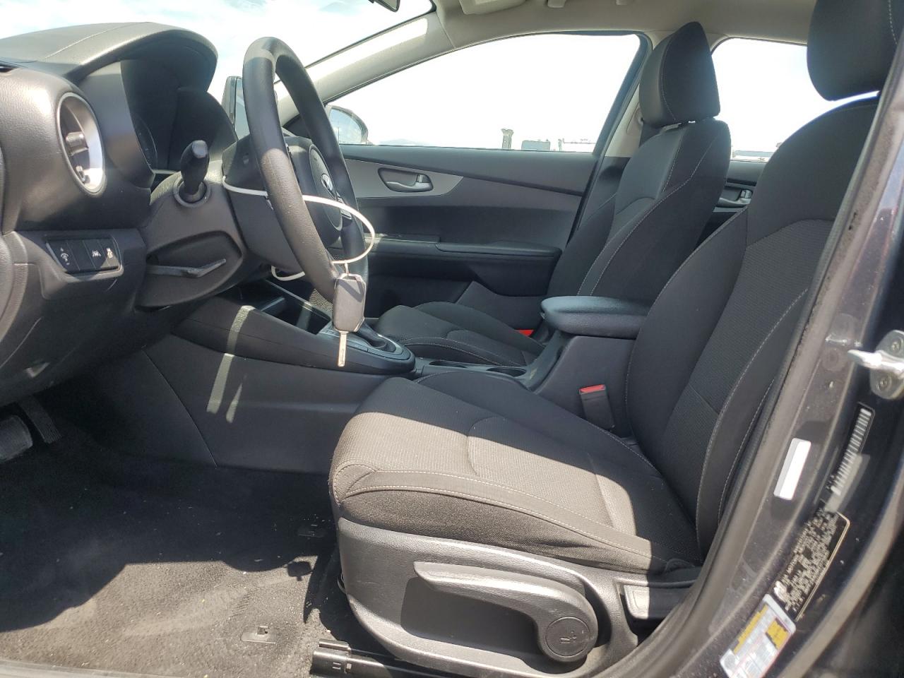 2019 Kia Forte Fe VIN: 3KPF24AD8KE075830 Lot: 70127625