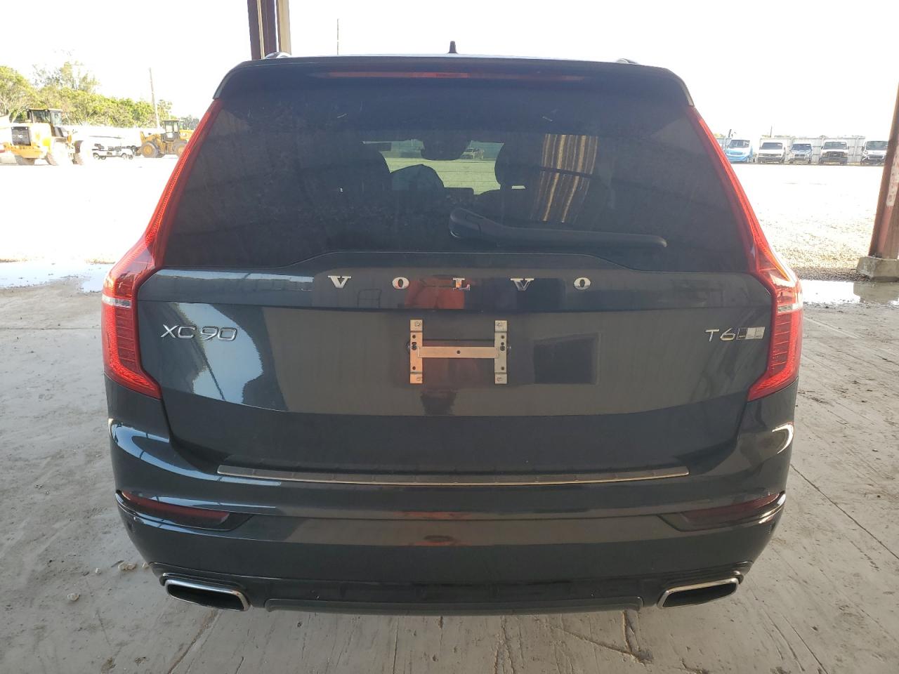 2021 Volvo Xc90 T6 R-Design VIN: YV4A22PM5M1673950 Lot: 70306945