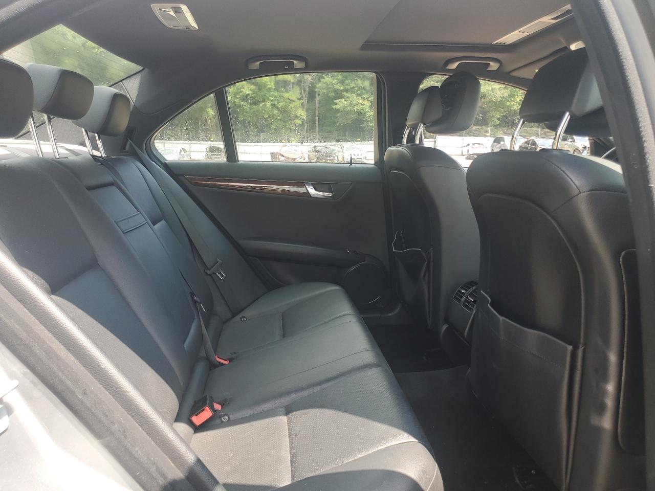 2011 Mercedes-Benz C 300 VIN: WDDGF5EB4BA470961 Lot: 69552655