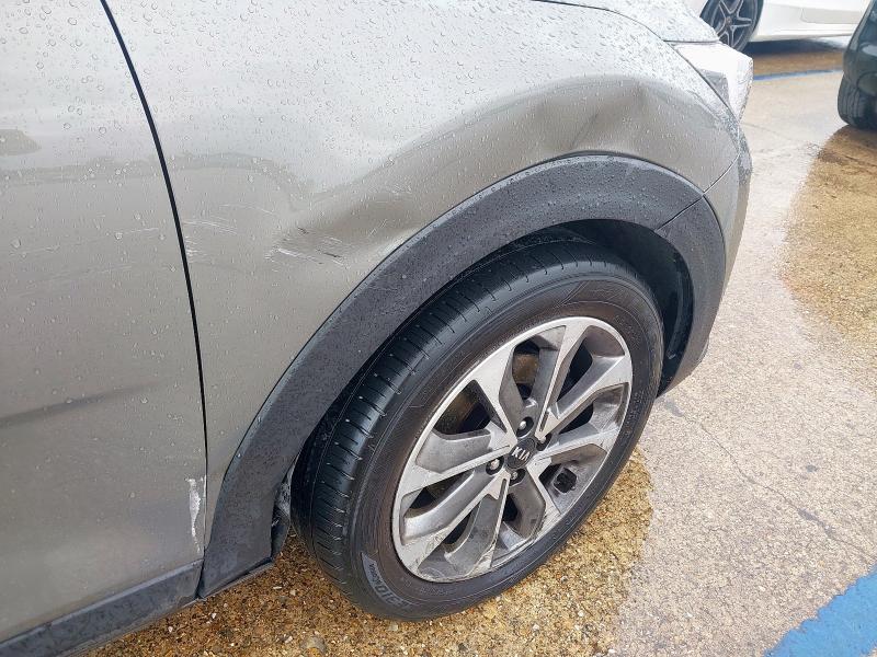 2019 KIA STONIC 4