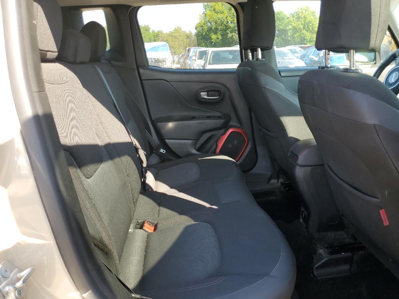 2015 Jeep Renegade Trailhawk VIN: ZACCJBCT0FPB63274 Lot: 69283885