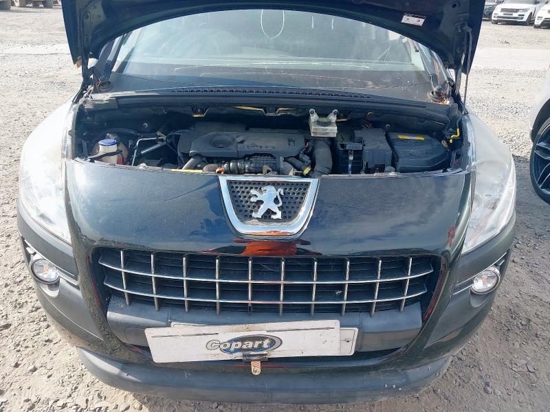2013 PEUGEOT 3008 ACTIVE E-HDI S-A 