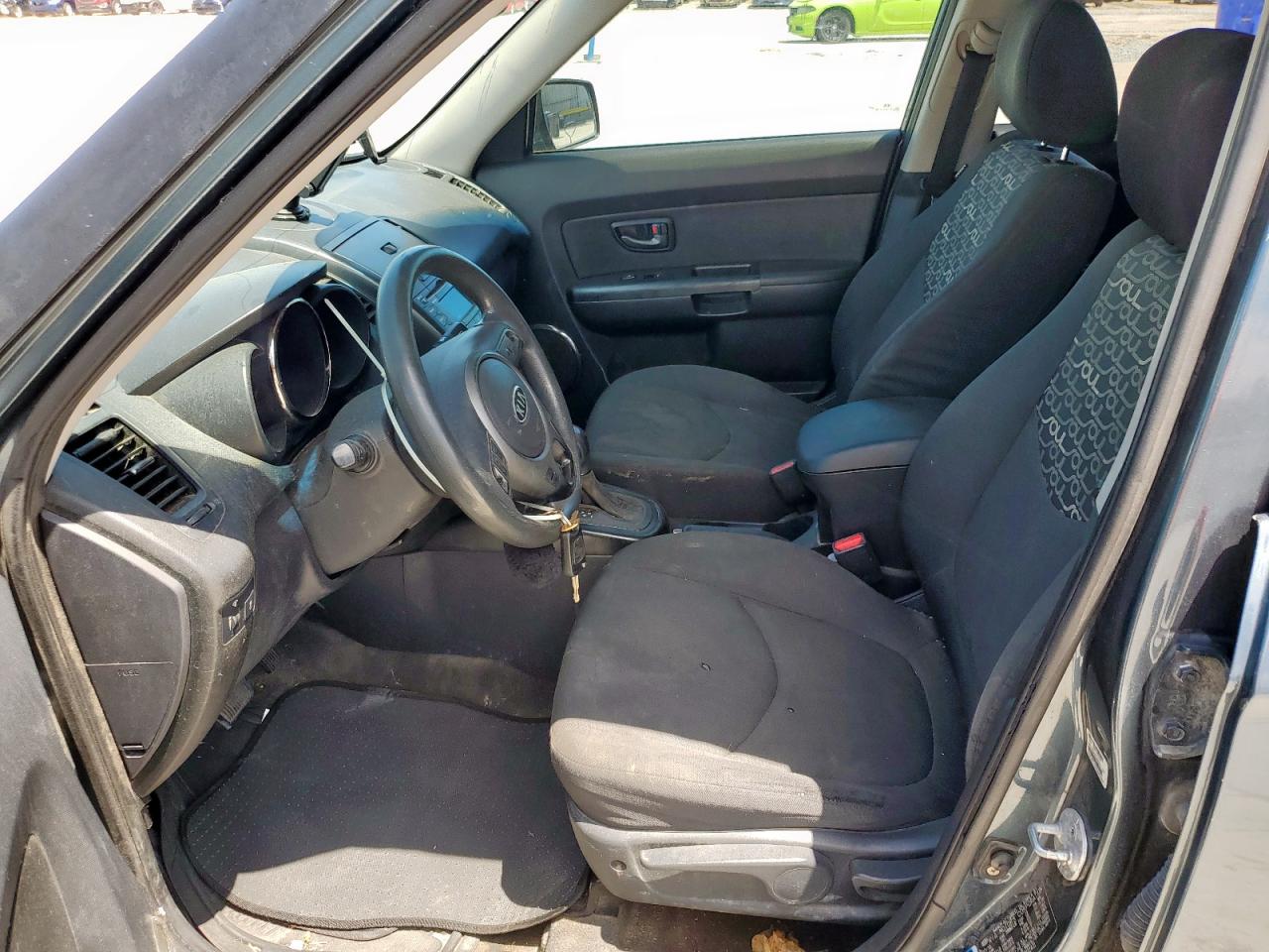 2011 Kia Soul + VIN: KNDJT2A29B7212431 Lot: 71046375