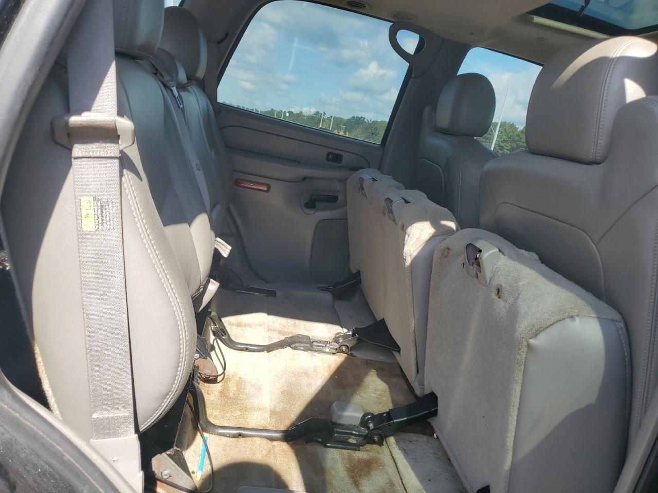 2004 Chevrolet Tahoe C1500 VIN: 1GNEC13Z14R169398 Lot: 68114635