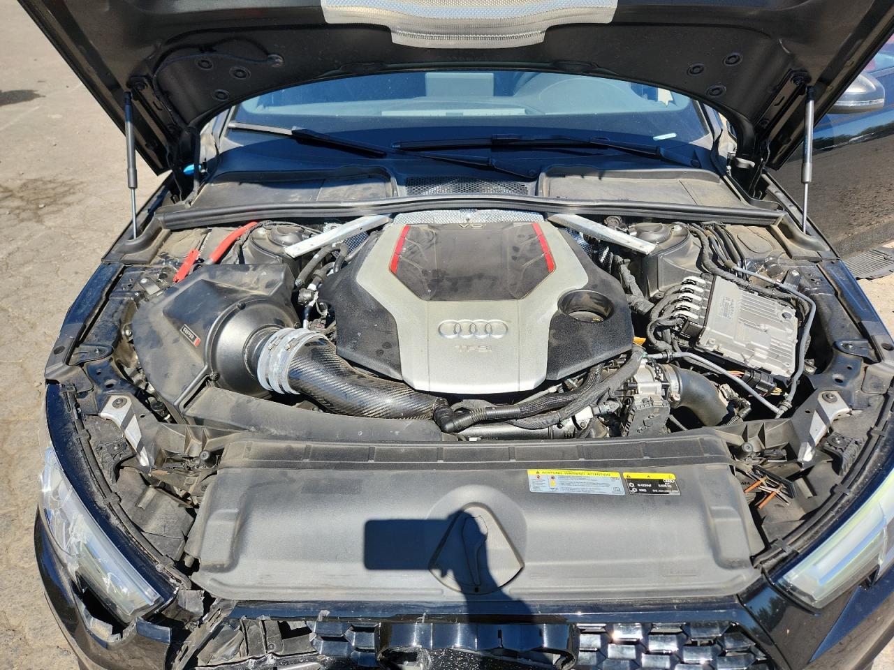 2019 Audi S4 Premium Plus VIN: WAUB4AF45KA111862 Lot: 70005795