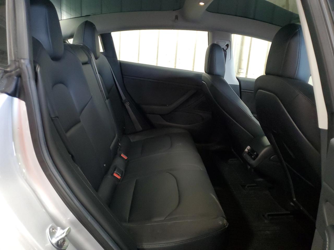 2018 Tesla Model 3 VIN: 5YJ3E1EA7JF006127 Lot: 67931235