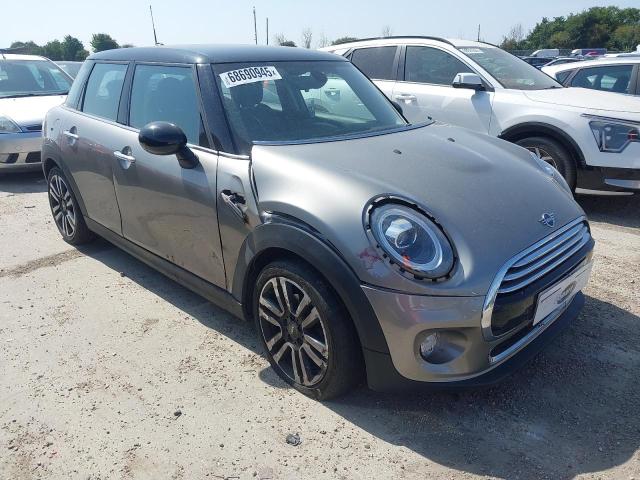 2018 MINI COOPER 