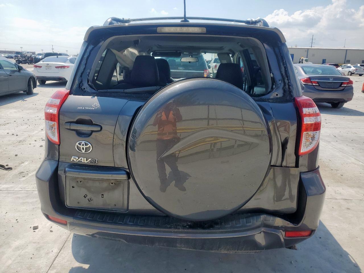 2011 Toyota Rav4 Sport VIN: 2T3WF4DV6BW102651 Lot: 70218255