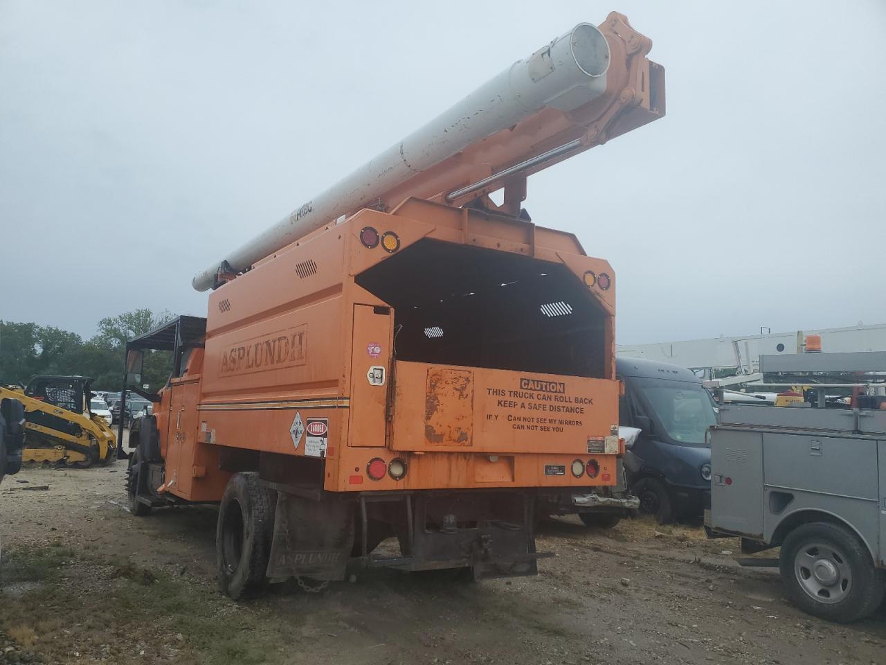 2008 GMC C7500 Forestry Bucket Truck orange other gas 1GDL7C1G08F414079 photo #4