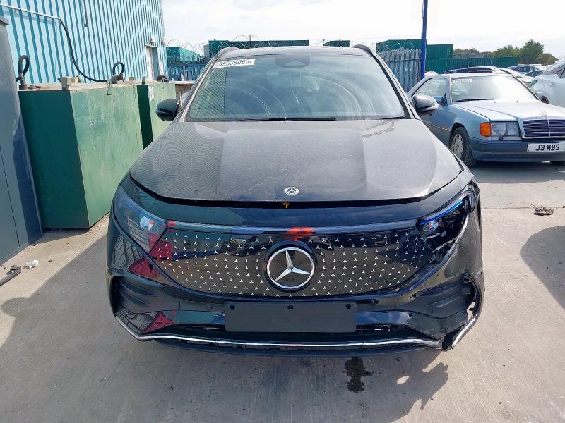 2024 MERCEDES-BENZ EQA 250+ AMG LINE PREMIUM 
