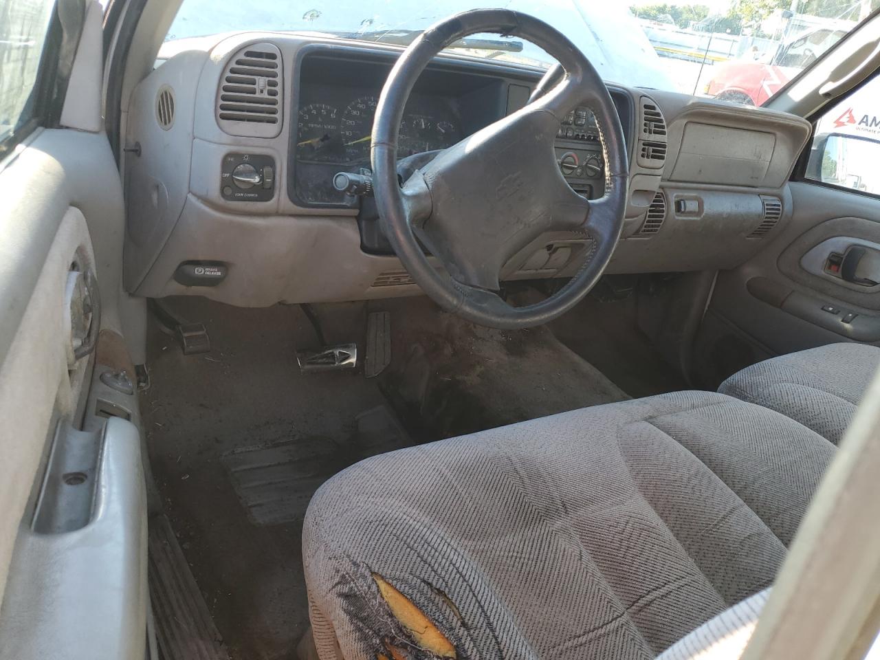 1997 Chevrolet Gmt-400 K1500 VIN: 2GCEK19R1V1260202 Lot: 68355225