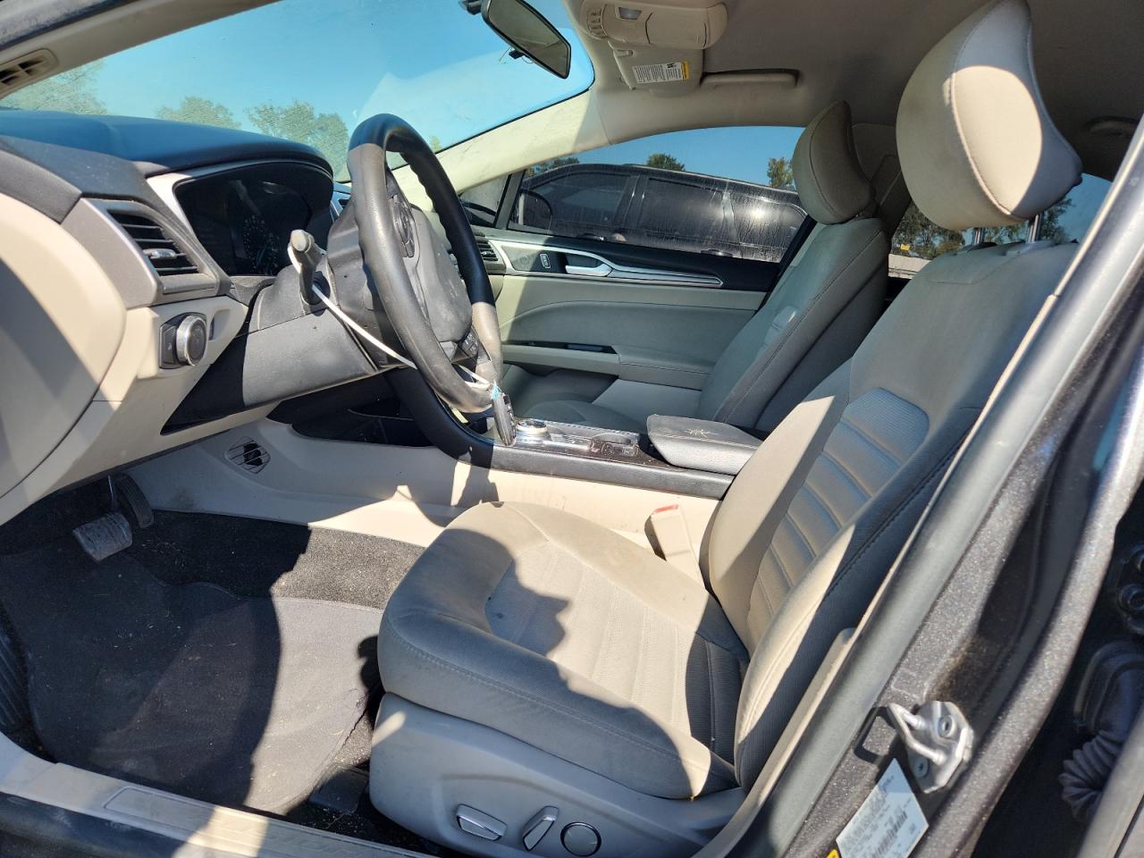 2018 Ford Fusion Se VIN: 3FA6P0H70JR104339 Lot: 70981185