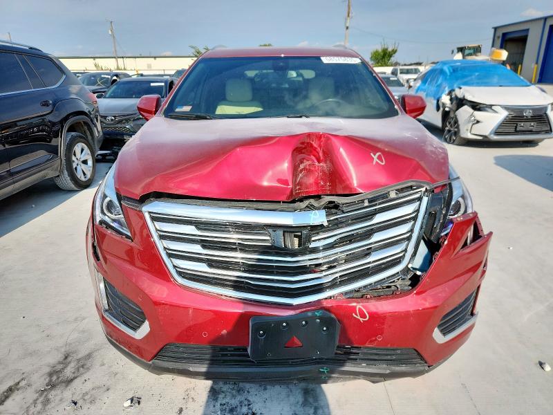  CADILLAC XT5 2019 Красный