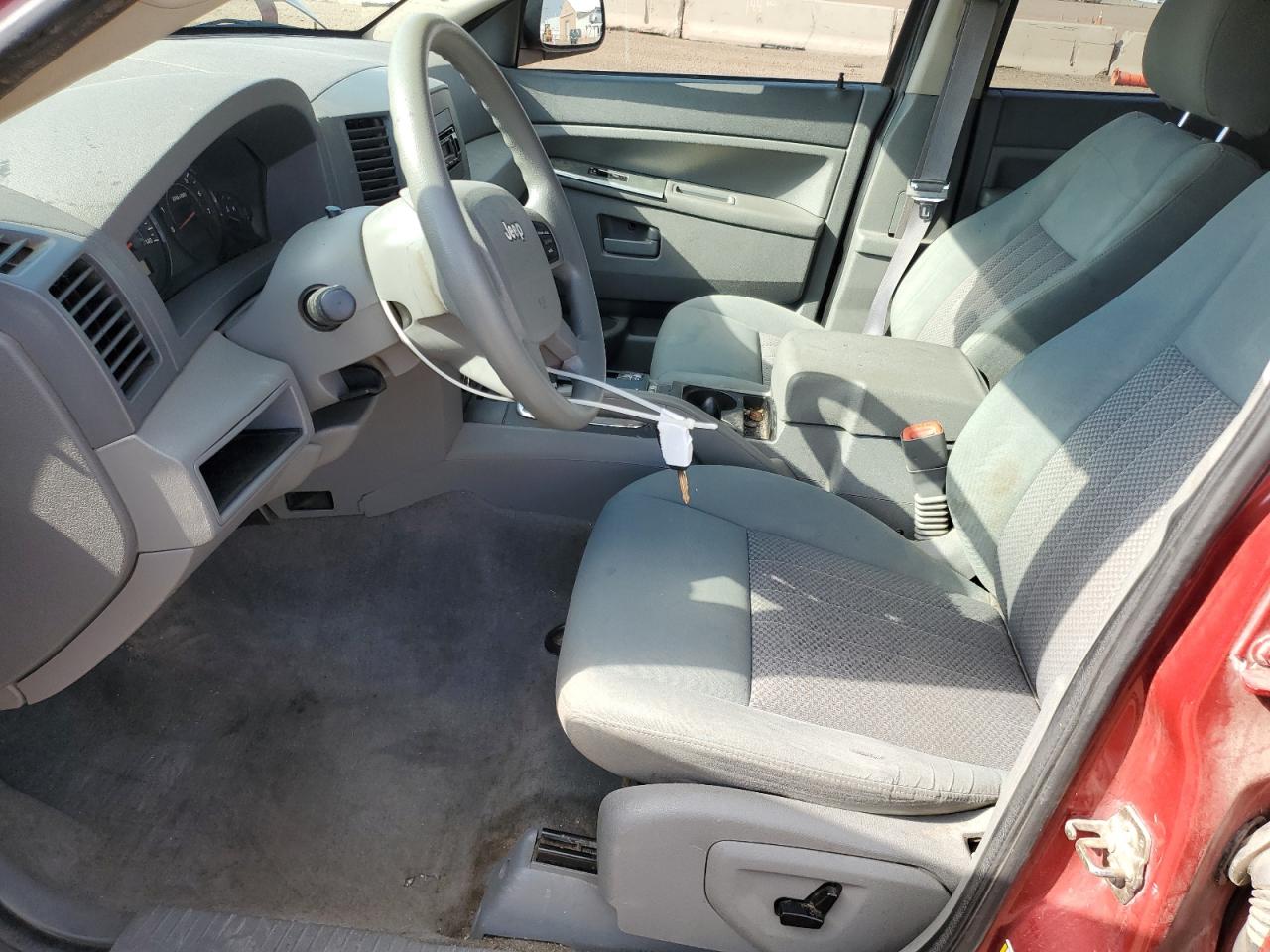 2005 Jeep Grand Cherokee Laredo VIN: 1J4HR48N25C604679 Lot: 68516905