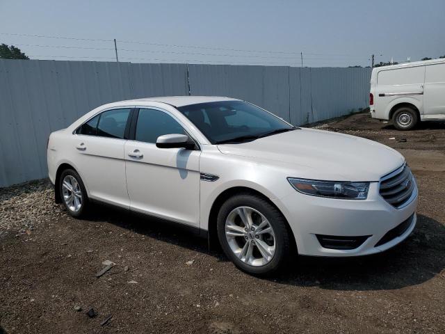  FORD TAURUS 2017 Белы