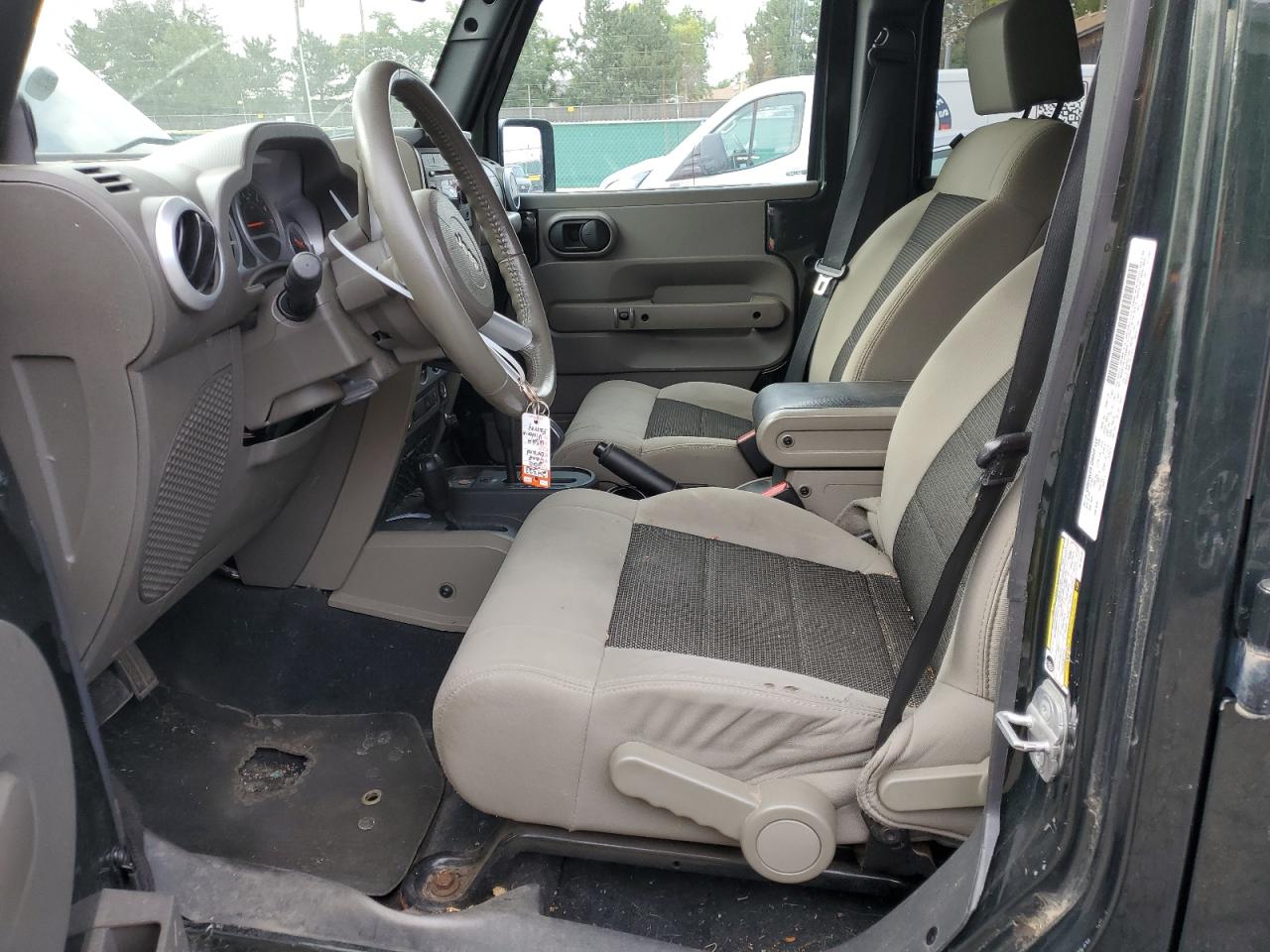 2010 Jeep Wrangler Unlimited Sahara VIN: 1J4HA5H19AL140181 Lot: 67470805