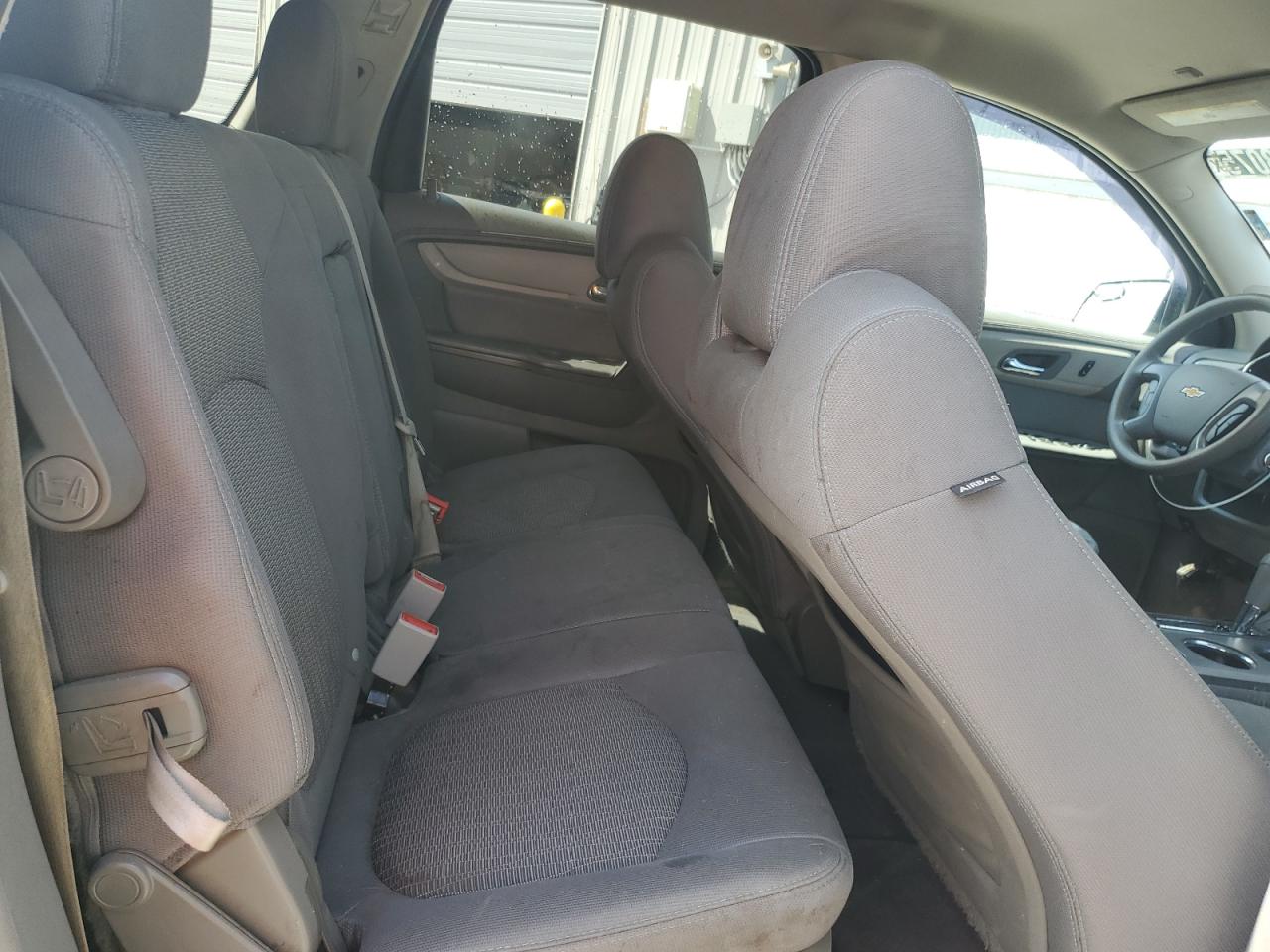 2015 Chevrolet Traverse Ls VIN: 1GNKVFED9FJ385934 Lot: 70523075