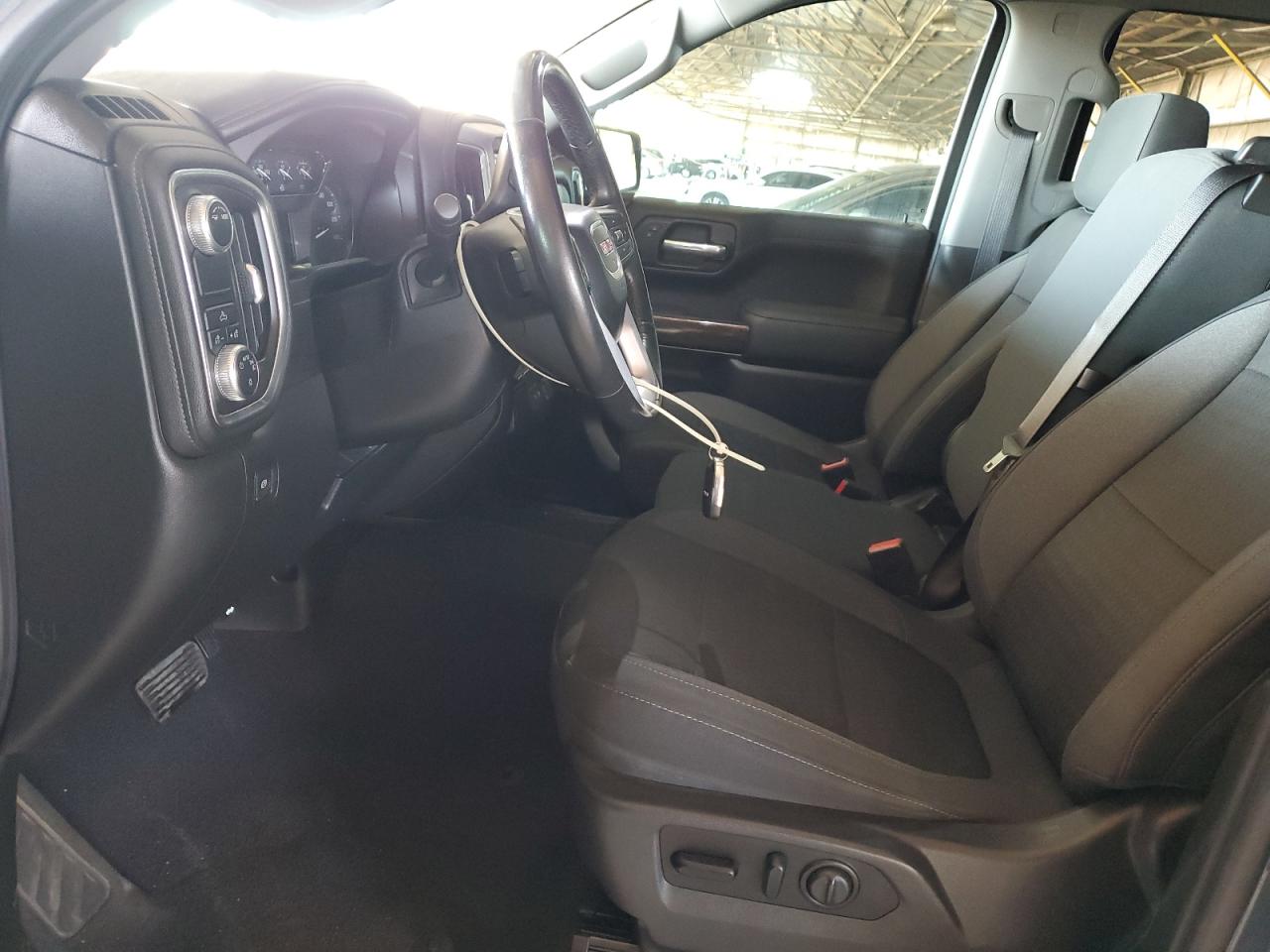 1GTP8BED1LZ174318 2020 GMC Sierra C1500 Sle