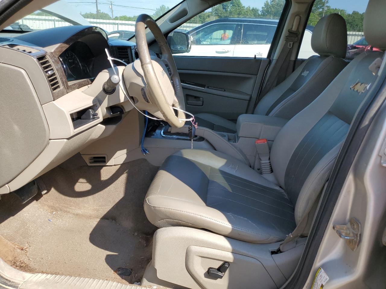 1J8GS48KX7C572698 2007 Jeep Grand Cherokee Laredo