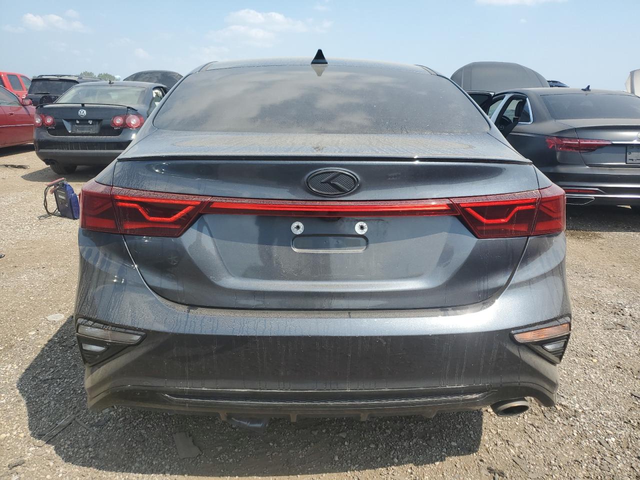 3KPF34AD1ME269003 2021 Kia Forte Gt Line