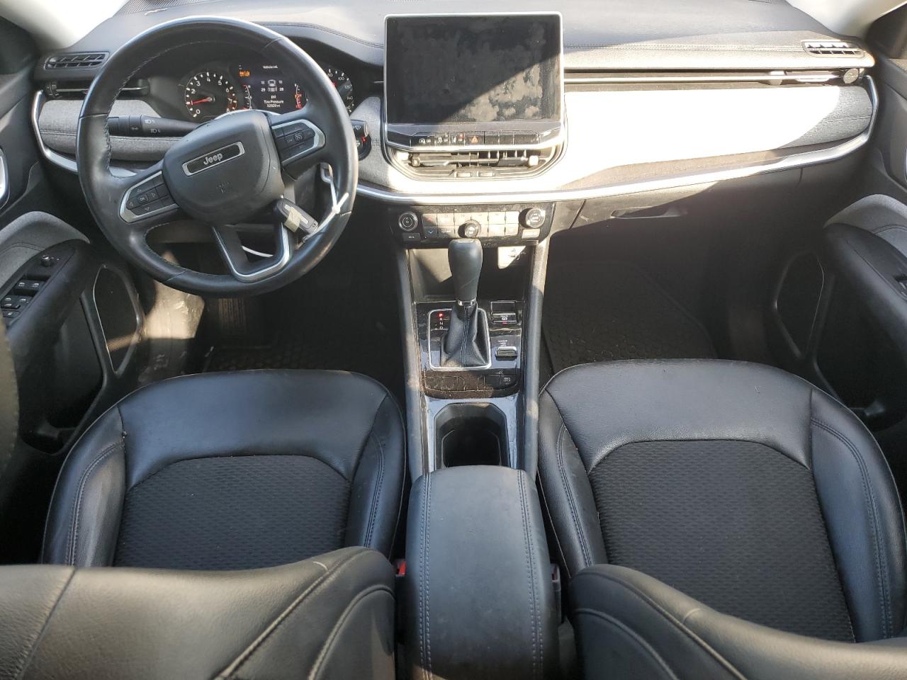 2022 Jeep Compass Latitude VIN: 3C4NJDBB7NT230718 Lot: 67413835