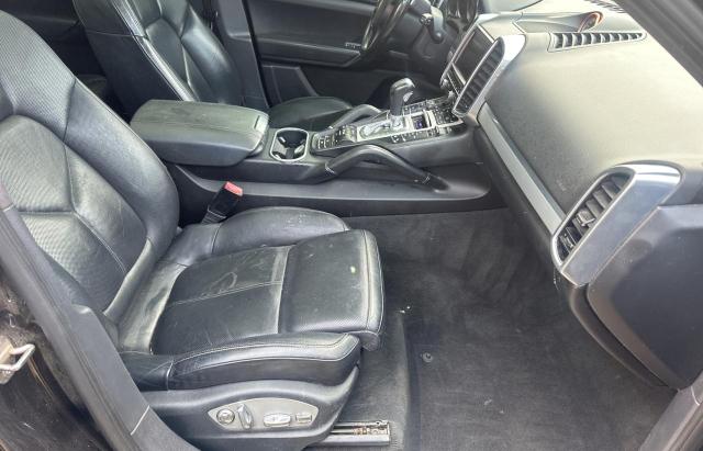 Parquets PORSCHE CAYENNE 2014 Czarny