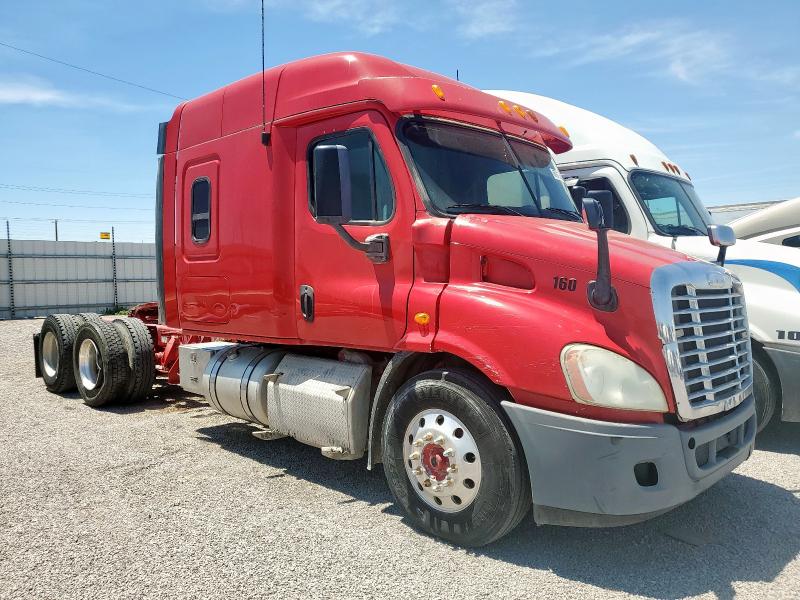 2013 Freightliner Cascadia 113