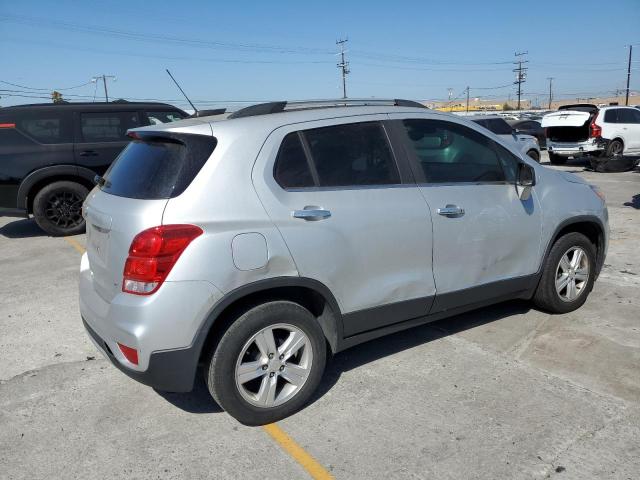  CHEVROLET TRAX 2019 Srebrny