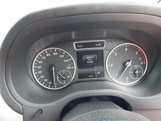 2013 MERCEDES BENZ B180 BLUEE