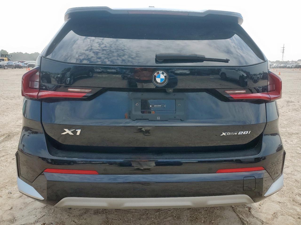 WBX73EF05R5019642 2024 BMW X1 xDrive28I