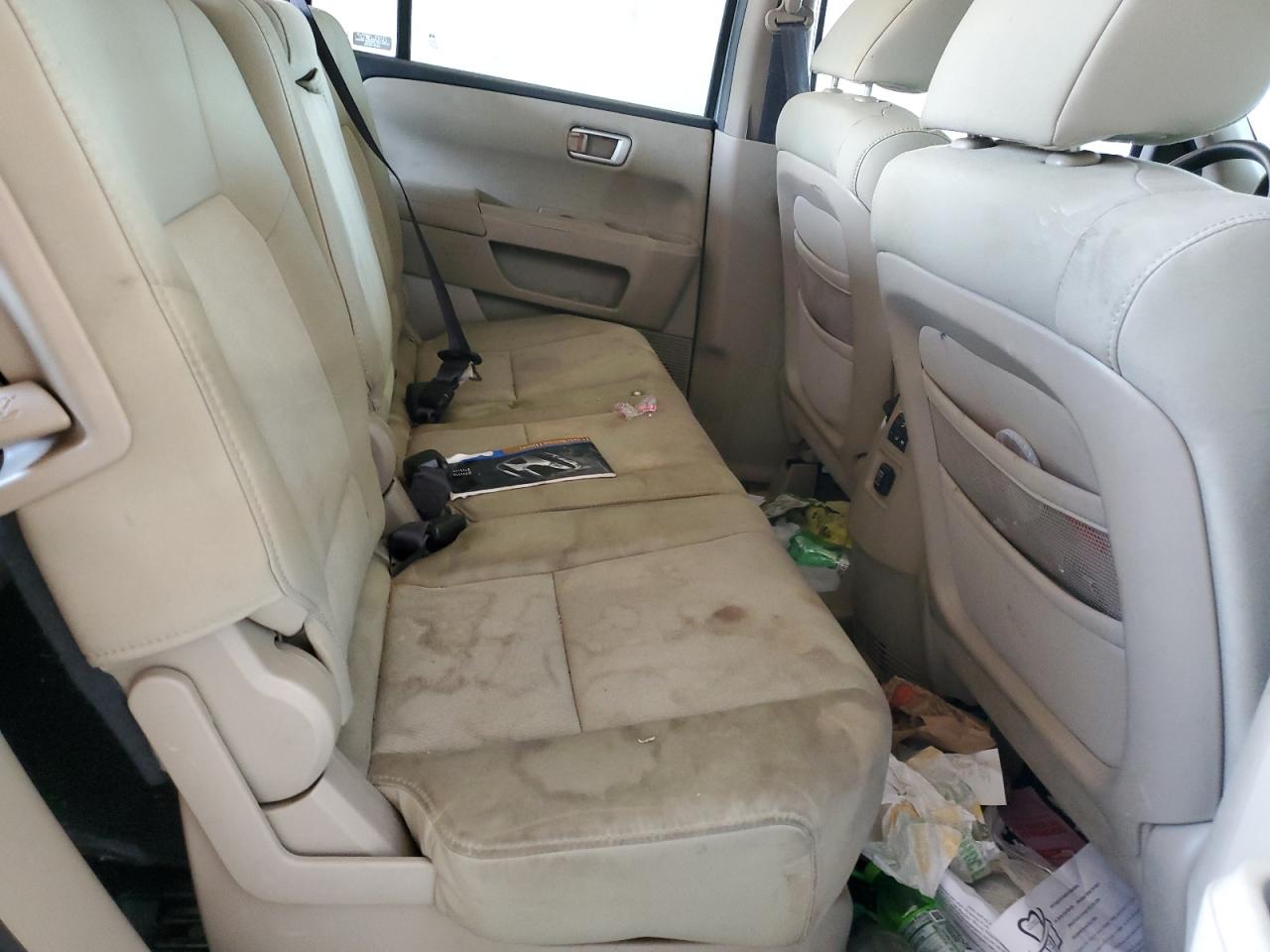 2009 Honda Pilot Lx VIN: 5FNYF38259B010692 Lot: 70282145